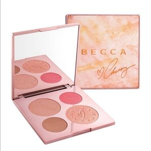 Becca x Chrissy Glow Face Palette